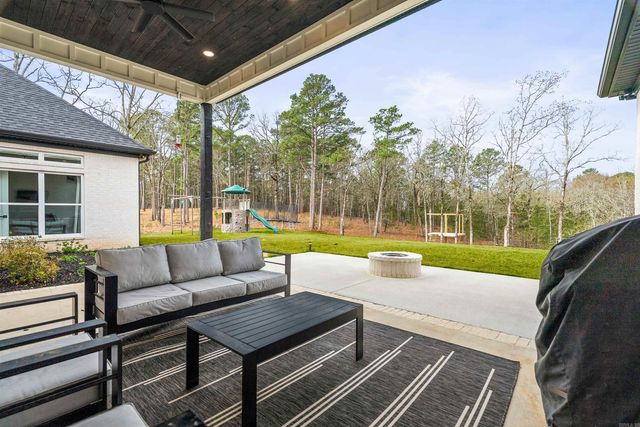 3915 Orchard Lane, Conway, AR 72034