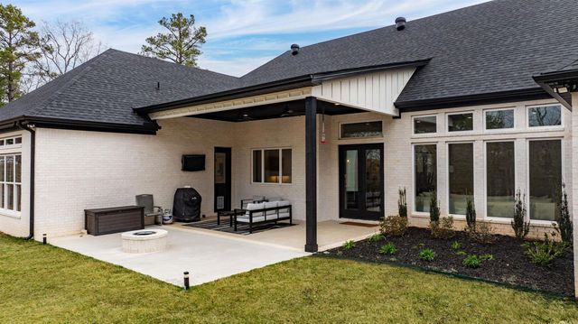 3915 Orchard Lane, Conway, AR 72034