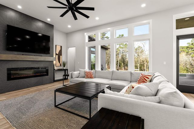 3915 Orchard Lane, Conway, AR 72034