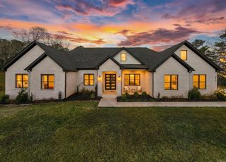 3915 Orchard Lane, Conway, AR 72034