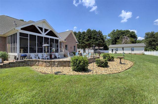 9 Montague Circle, Greenville, SC 29617