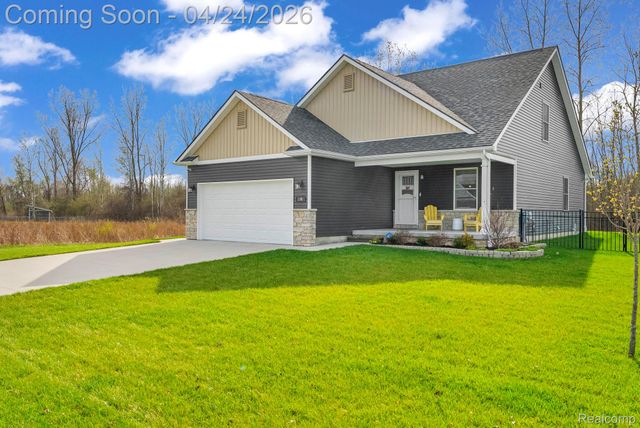 100 Capitol Drive, Marysville, MI 48040