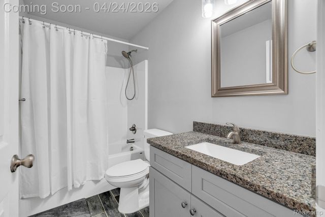 100 Capitol Drive, Marysville, MI 48040