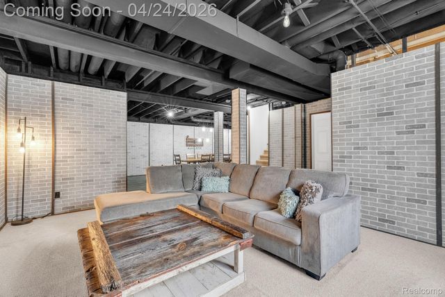 100 Capitol Drive, Marysville, MI 48040