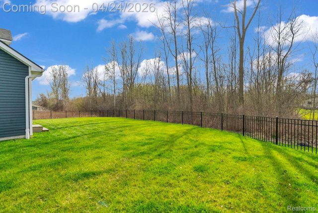 100 Capitol Drive, Marysville, MI 48040