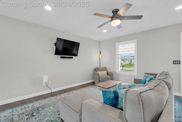 100 Capitol Drive, Marysville, MI 48040
