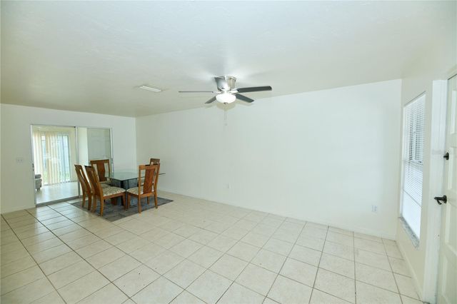 2308 60TH AVENUE W 2308, Bradenton, FL 34207
