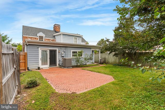 708 KENMORE AVE, Fredericksburg, VA 22401