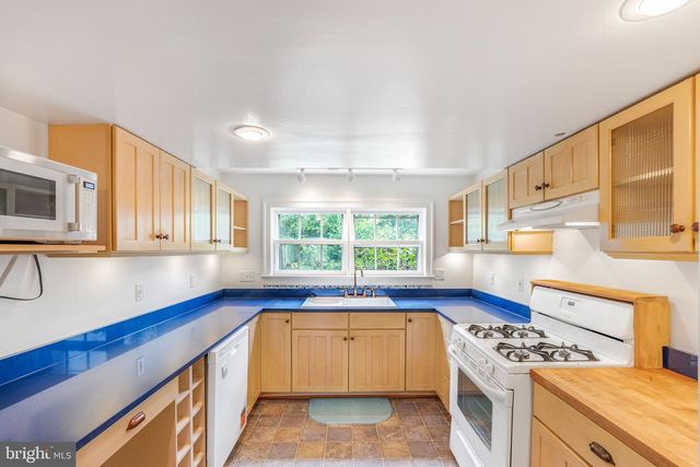 708 KENMORE AVE, Fredericksburg, VA 22401