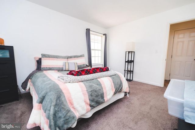 3 UNION ST, Marcus Hook, PA 19061