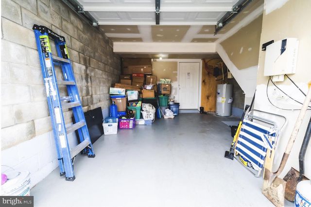 3 UNION ST, Marcus Hook, PA 19061