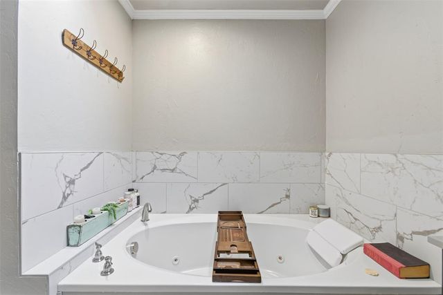 921 Gleneagles Drive, Edmond, OK 73013