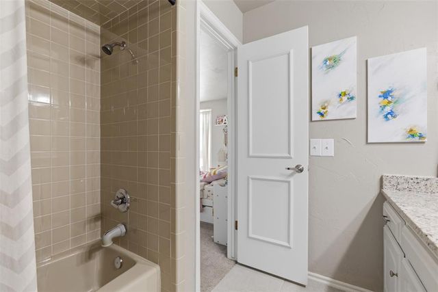 921 Gleneagles Drive, Edmond, OK 73013