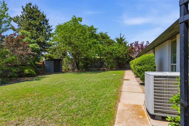921 Gleneagles Drive, Edmond, OK 73013