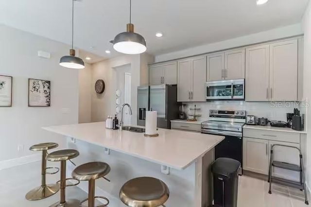 7842 SPECTRUM DRIVE, Reunion, FL 34747