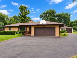 1025 Bode Road, Elgin, IL 60120