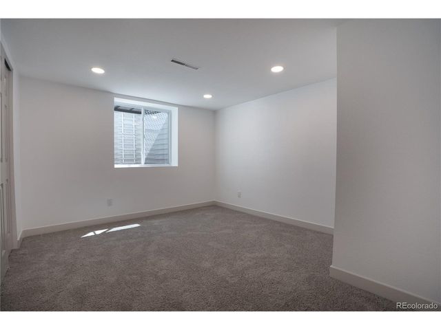 451 Lansing St, Aurora, CO 80010