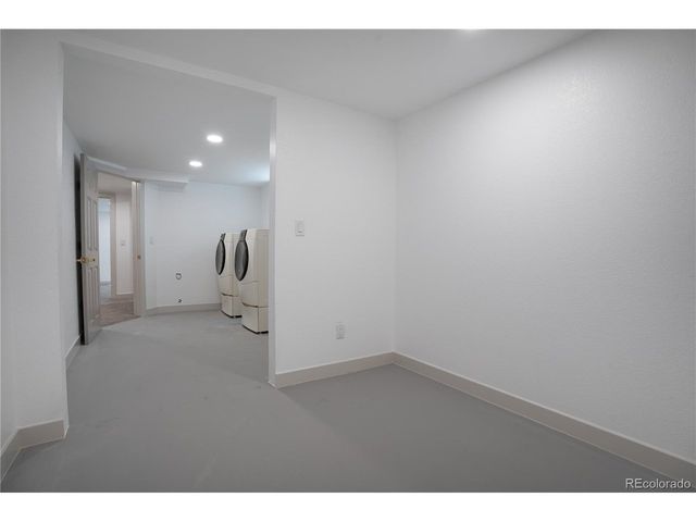 451 Lansing St, Aurora, CO 80010