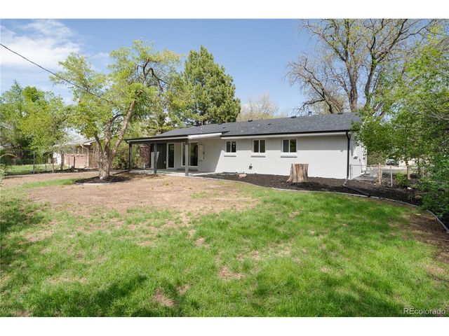 451 Lansing St, Aurora, CO 80010