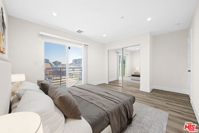 636 W 76th Street, Los Angeles, CA 90044