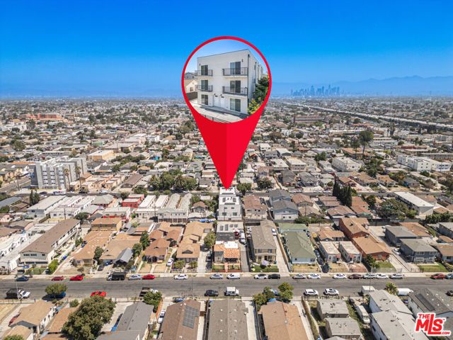 636 W 76th Street, Los Angeles, CA 90044