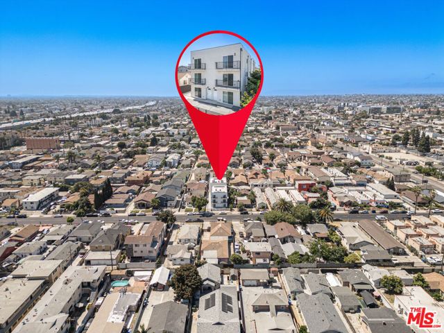 636 W 76th Street, Los Angeles, CA 90044