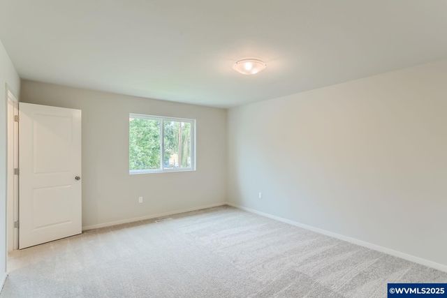 857 Sifuentez Ct, Woodburn, OR 97071