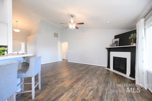 11500 W Graham Ave, Nampa, ID 83651