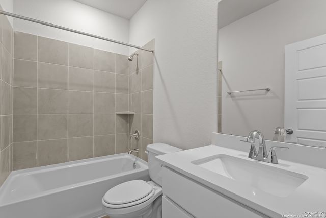 8103 CHAMPION CREEK, San Antonio, TX 78252