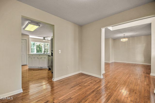20569 Hedgerow Hill, Bristol, VA 24202