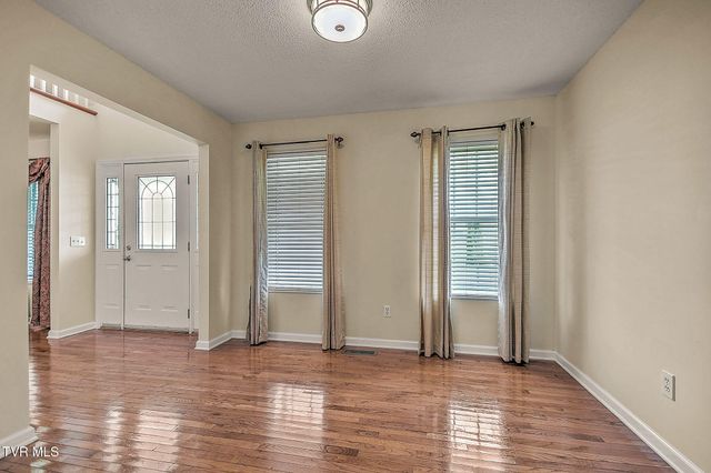 20569 Hedgerow Hill, Bristol, VA 24202