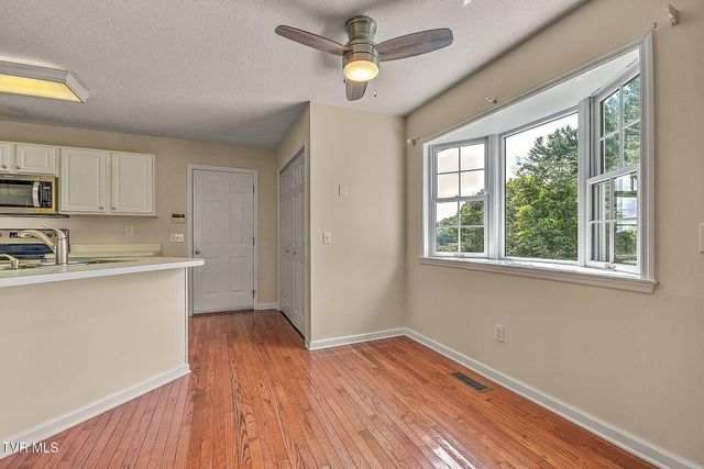 20569 Hedgerow Hill, Bristol, VA 24202