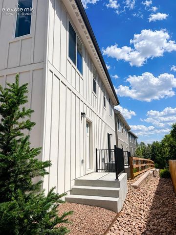1506 Tyram Grove 101, Colorado Springs, CO 80910