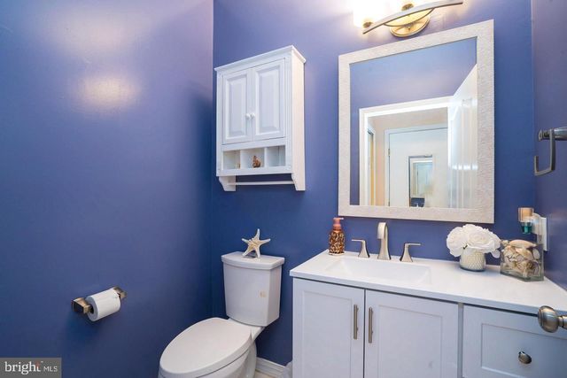 704 DAHLIA CIRCLE, Dayton, NJ 08810