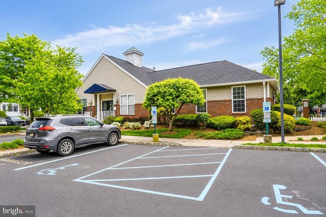 704 DAHLIA CIRCLE, Dayton, NJ 08810