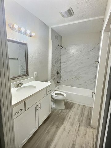 102 QUINTARD AVENUE, Orlando, FL 32811