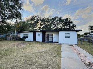 102 QUINTARD AVENUE, Orlando, FL 32811