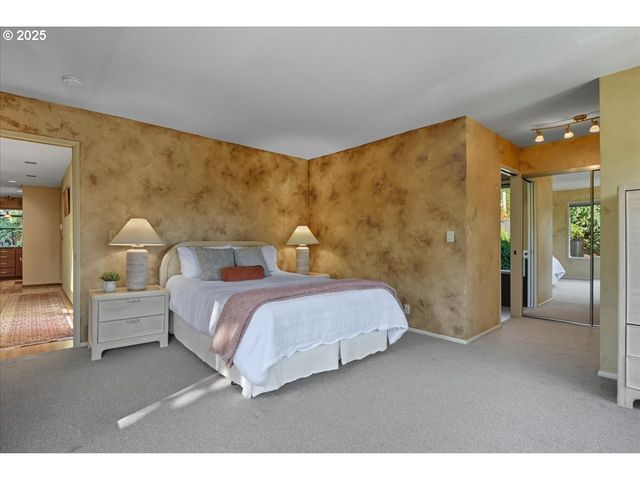 2635 Sw SHERWOOD Pl, Portland, OR 97201