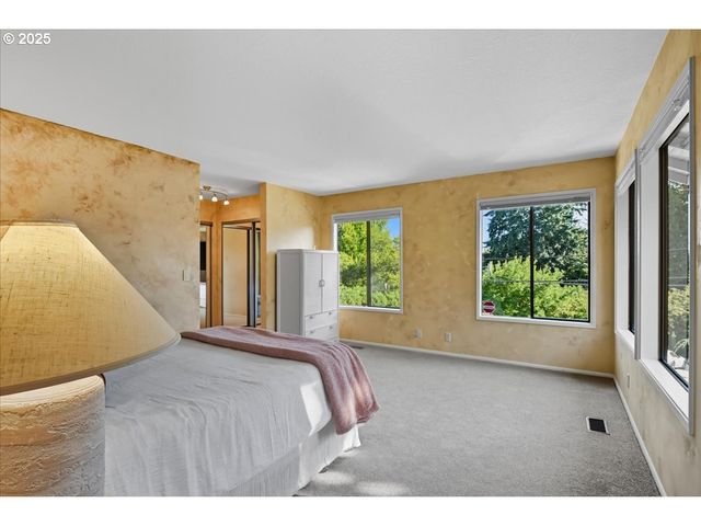 2635 Sw SHERWOOD Pl, Portland, OR 97201