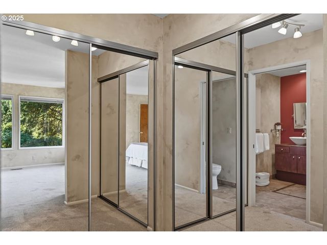 2635 Sw SHERWOOD Pl, Portland, OR 97201