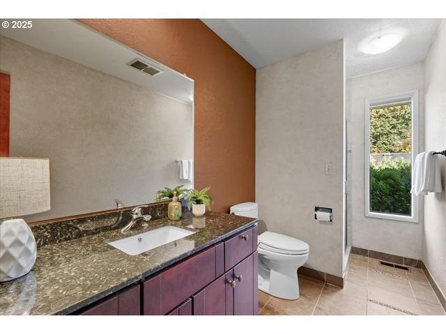 2635 Sw SHERWOOD Pl, Portland, OR 97201