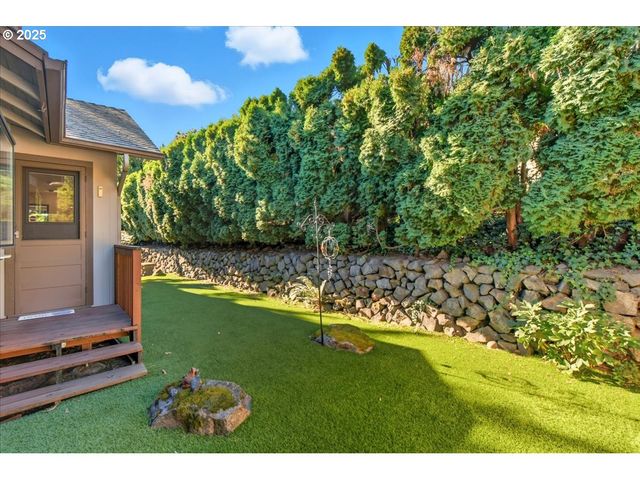 2635 Sw SHERWOOD Pl, Portland, OR 97201