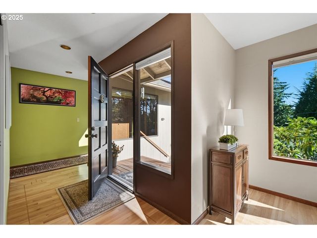 2635 Sw SHERWOOD Pl, Portland, OR 97201