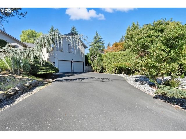 2635 Sw SHERWOOD Pl, Portland, OR 97201