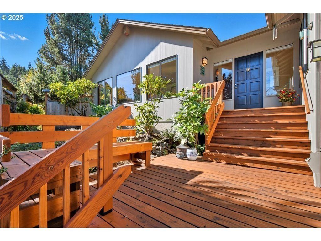 2635 Sw SHERWOOD Pl, Portland, OR 97201