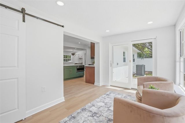 4909 S ZION STREET, Tampa, FL 33611