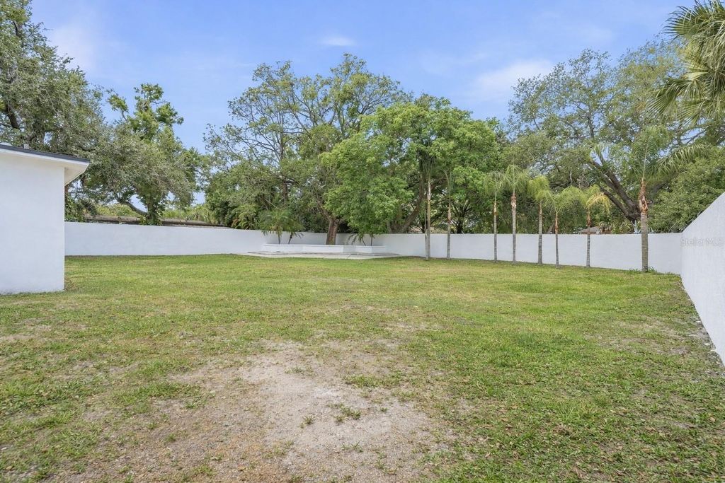 Image 2 of property listing at 4909 S ZION STREET, Tampa, FL 33611