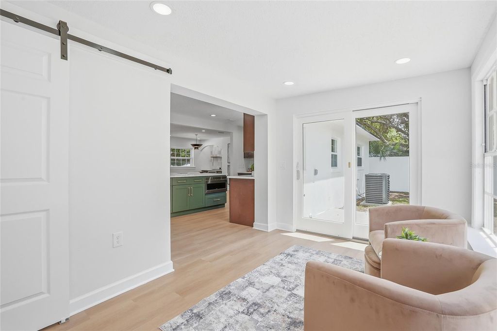 Image 17 of property listing at 4909 S ZION STREET, Tampa, FL 33611