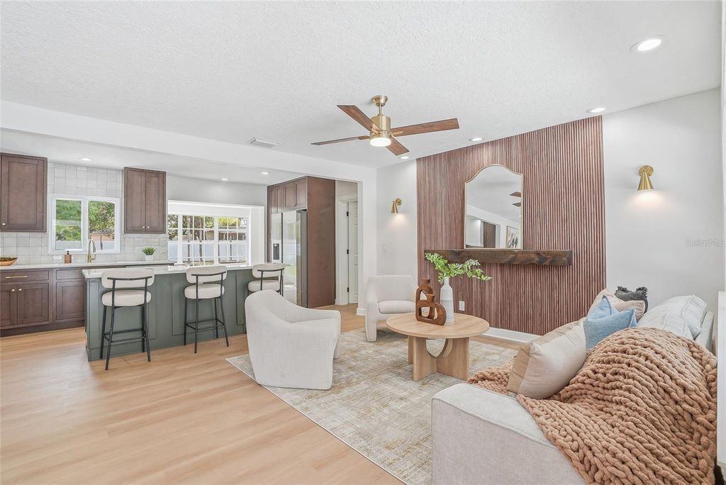 Image 4 of property listing at 4909 S ZION STREET, Tampa, FL 33611