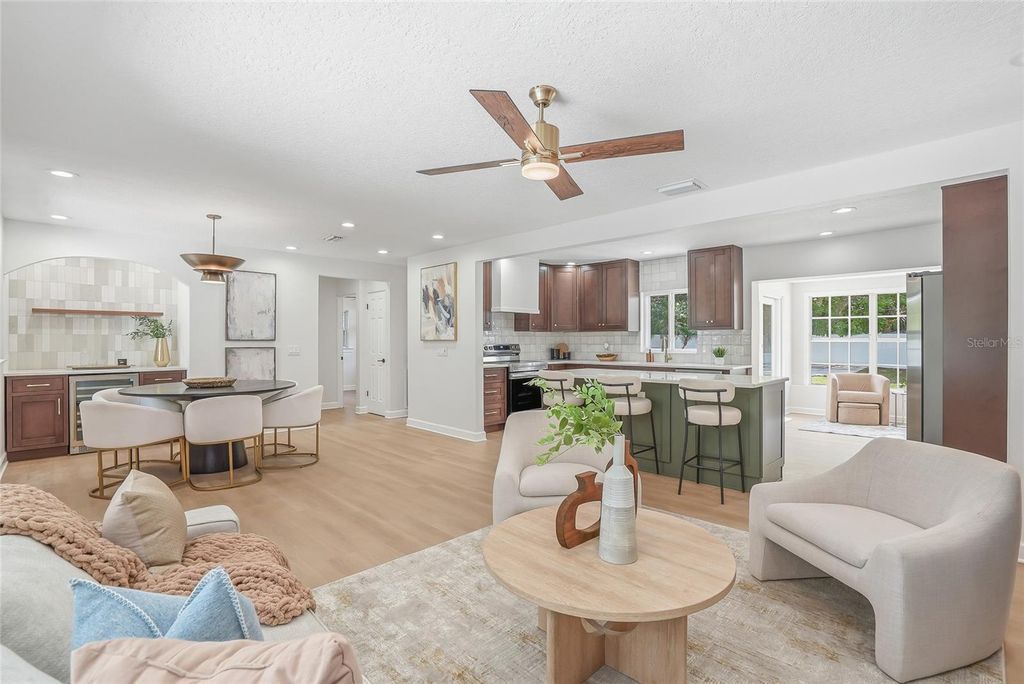 Image 6 of property listing at 4909 S ZION STREET, Tampa, FL 33611